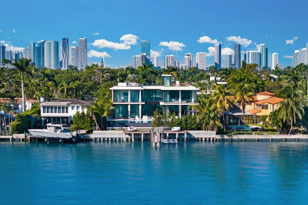 Unit for sale at 217 E Rivo Alto Dr, Miami Beach, FL 33139