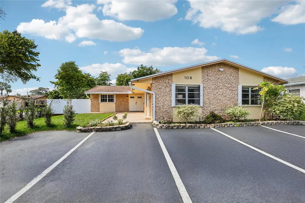 Unit for sale at 108 SE 4th Ter, Dania Beach, FL 33004