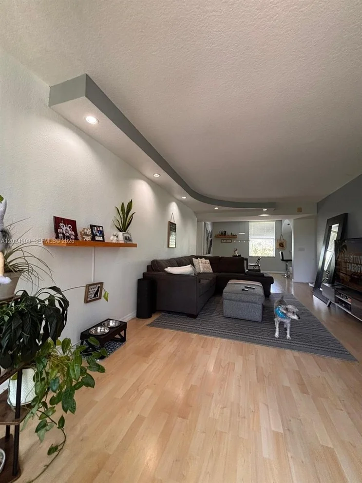 Unit for sale at 8411 Forest Hills Dr, Coral Springs, FL 33065