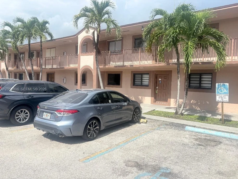Unit for sale at 2332 W 56th St, Hialeah, FL 33016