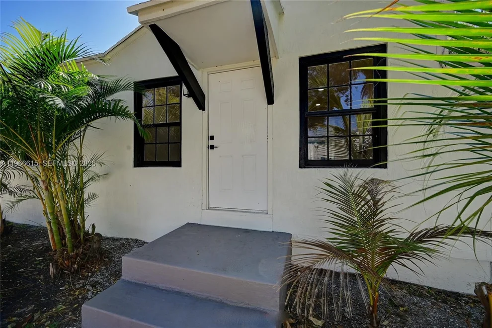 Unit for sale at 816 Tuscaloosa St, West Palm Beach, FL 33405