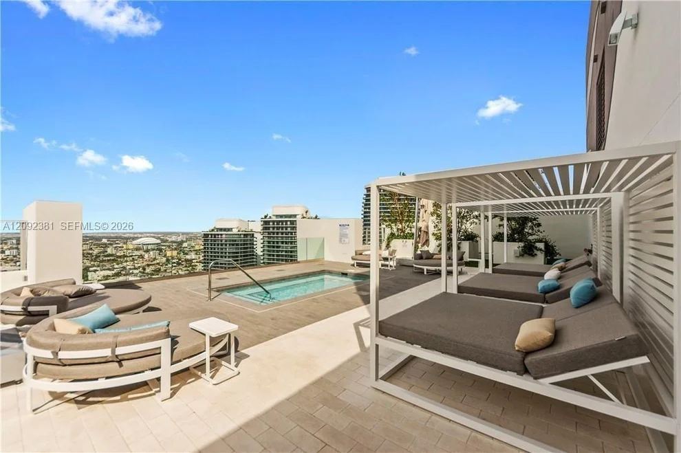 Unit for sale at 1010 Brickell Ave, Miami, FL 33131