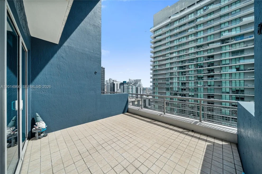 Unit for sale at 60 SW 13th St, Miami, FL 33130