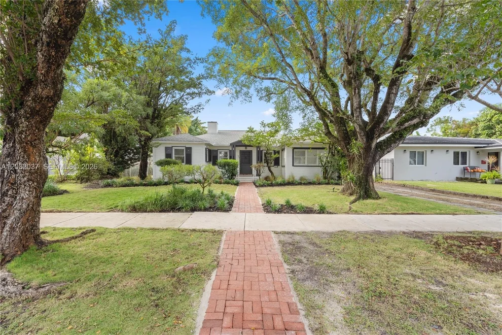 Unit for sale at 440 SW 29th Rd, Miami, FL 33129