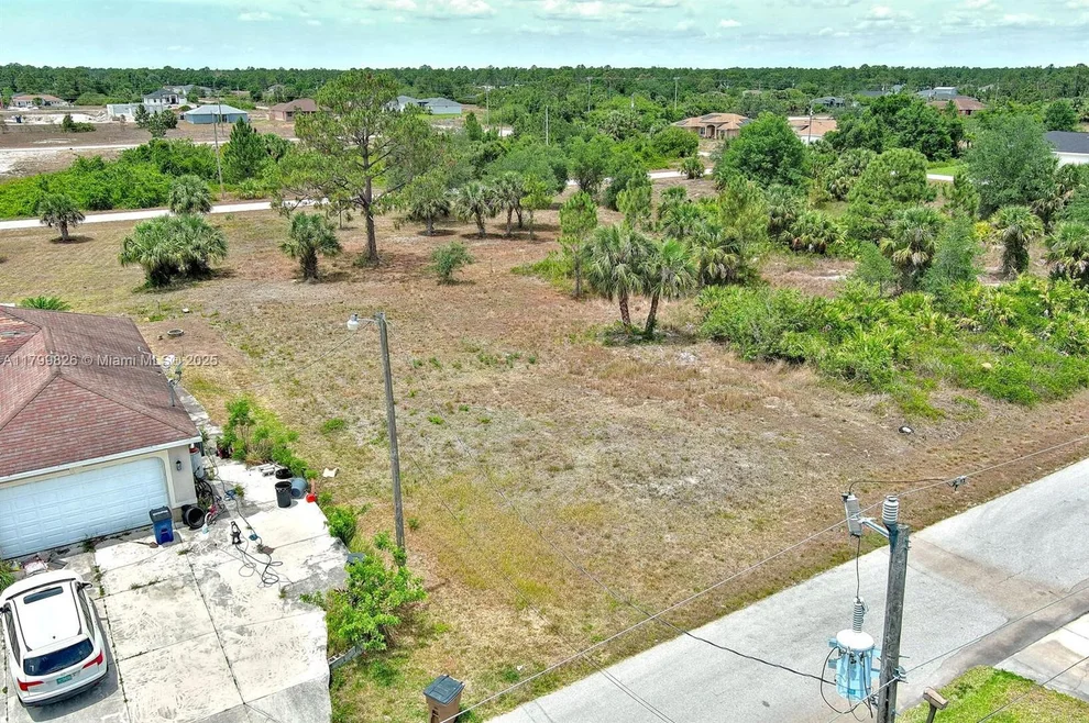 Unit for sale at 914 S Mercury Ave, Lehigh Acres, FL 33974