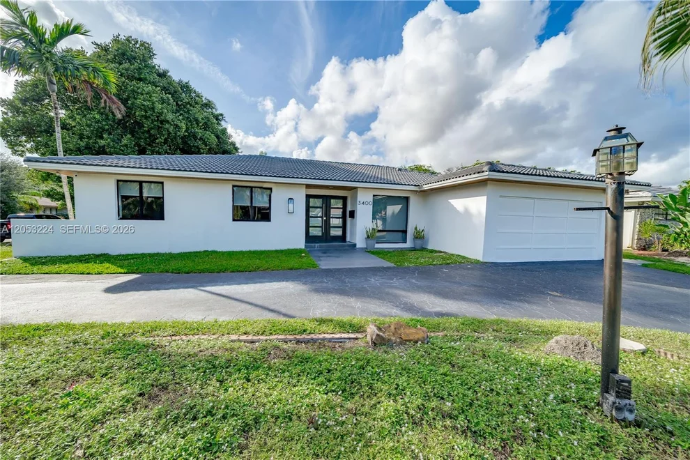 Unit for sale at 3400 N Park Rd, Hollywood, FL 33021