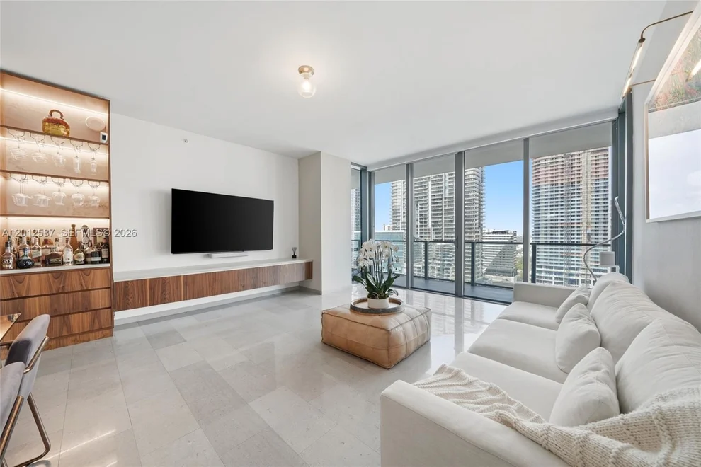 Unit for sale at 68 SE 6th St, Miami, FL 33131