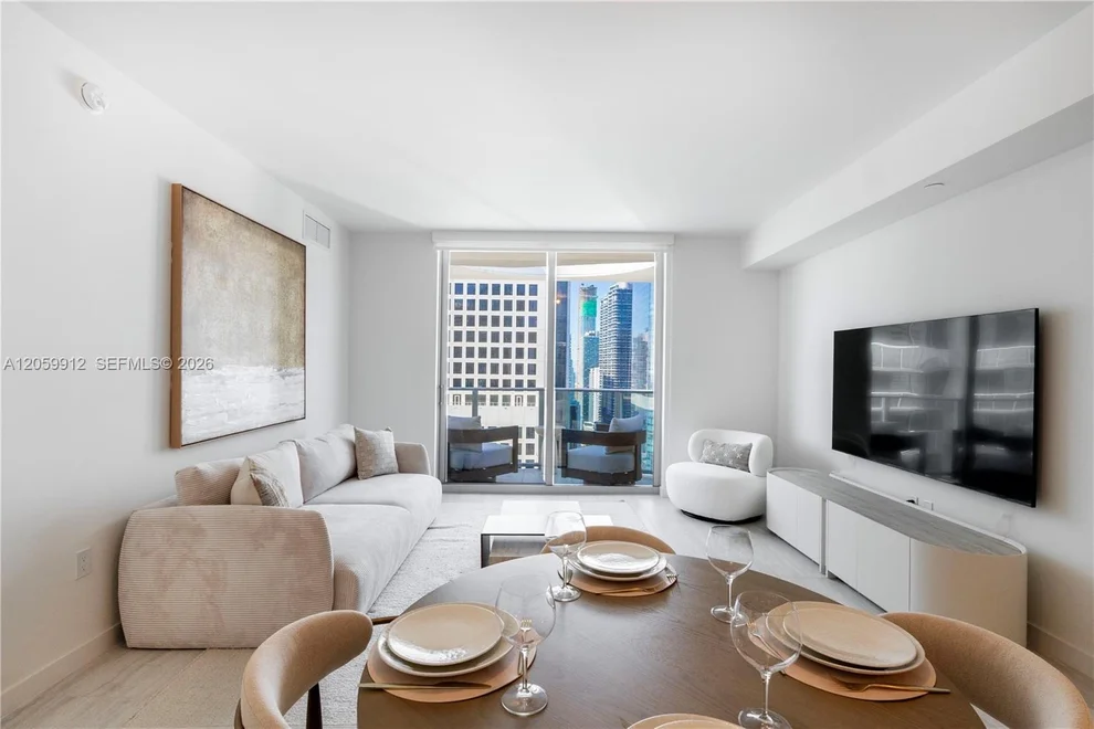 Unit for sale at 77 SE 5th St, Miami, FL 33131