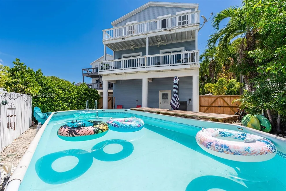 Unit for sale at 21 Mockingbird Rd, Key Largo, FL 33037
