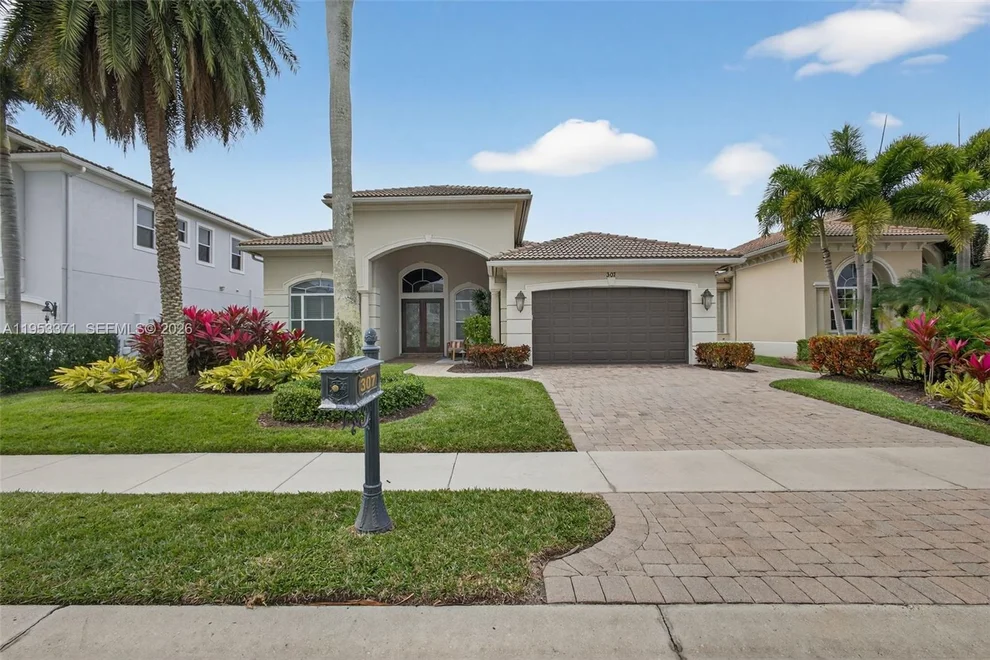 Unit for sale at 307 Charroux Dr, Palm Beach Gardens, FL 33410