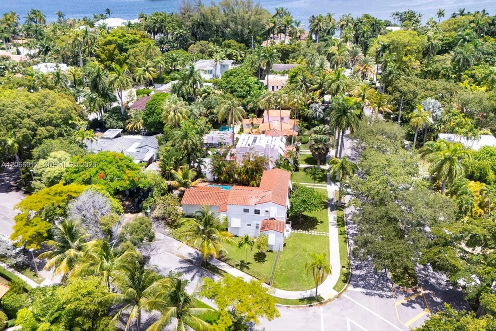Unit for sale at 621 NE 57th St, Miami, FL 33137