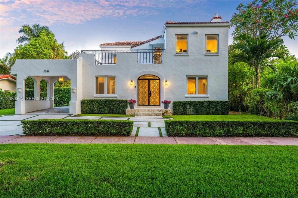 Unit for sale at 1544 Plasentia Ave, Coral Gables, FL 33134