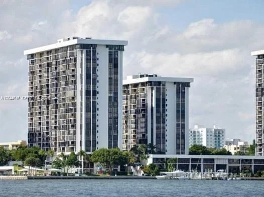 Unit for sale at 1901 Brickell Ave, Miami, FL 33129