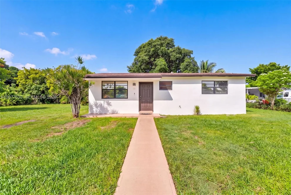 Unit for sale at 19721 SW 114th Ct, Miami, FL 33157