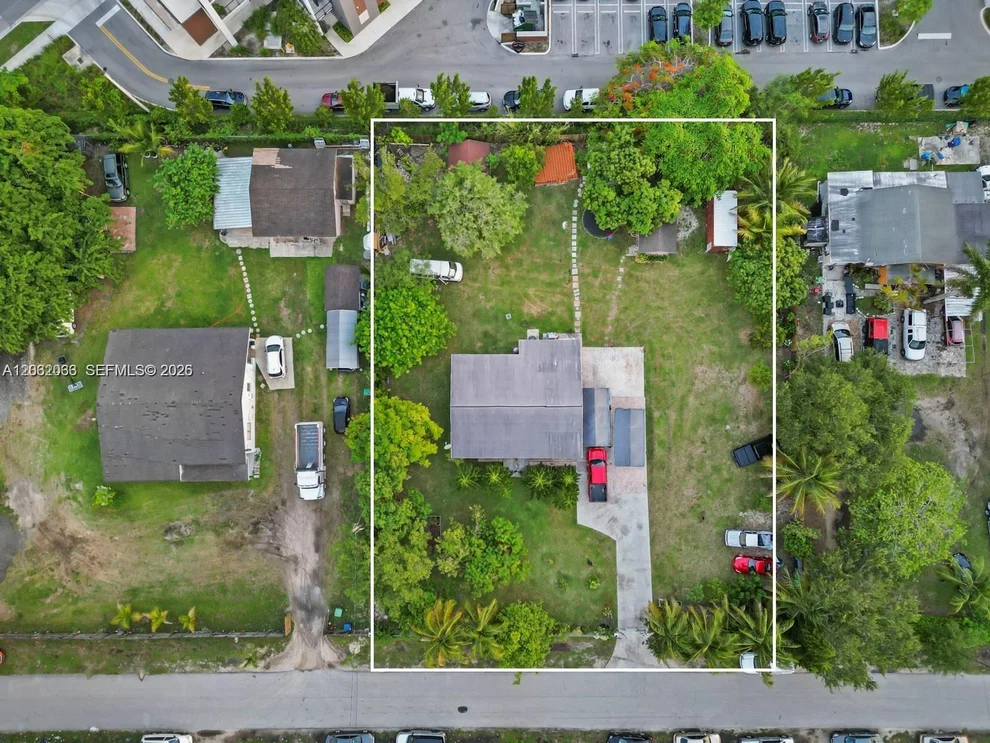 Unit for sale at 14240 Henderson St, Homestead, FL 33032