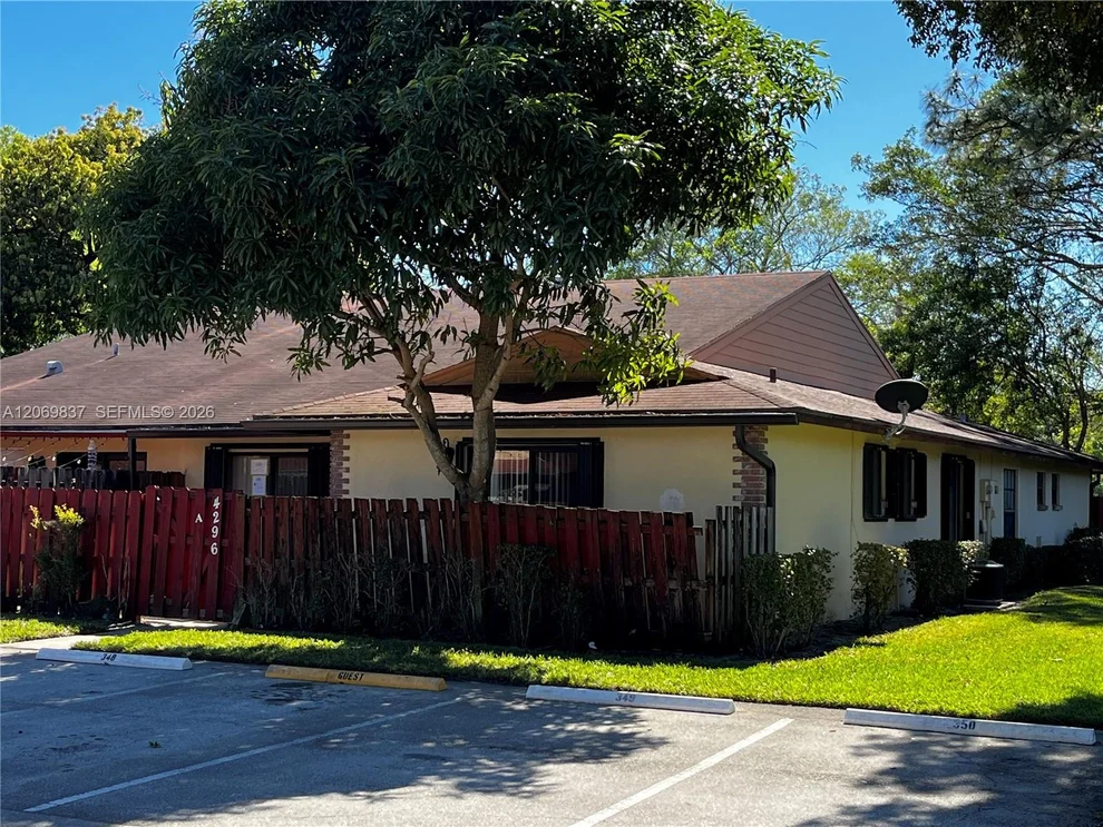 Unit for sale at 4296 Woodstock Dr, West Palm Beach, FL 33409