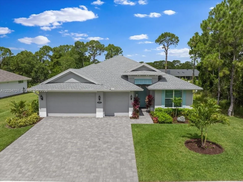 Unit for sale at 6805 49th Ct, Vero Beach, FL 32967