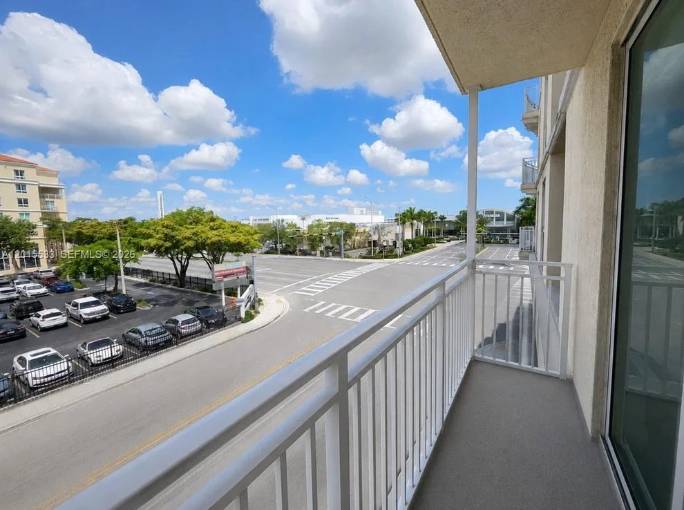 Unit for sale at 7270 SW 88th St, Miami, FL 33156