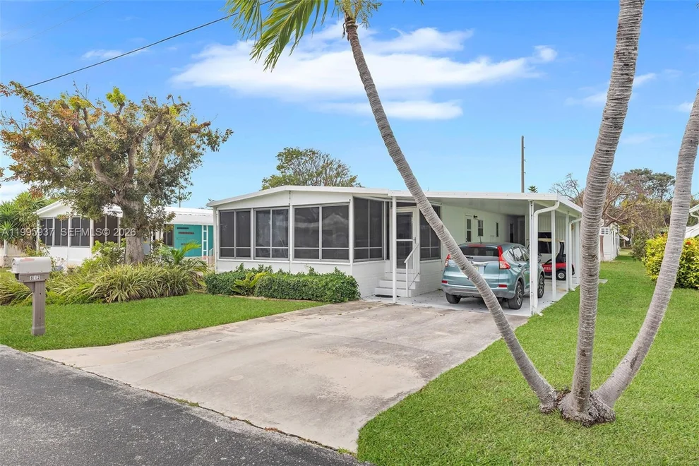 Unit for sale at 812 S Silver Cir, Key Largo, FL 33037