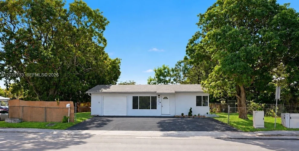 Unit for sale at 4410 NE 3rd Ave, Deerfield Beach, FL 33064