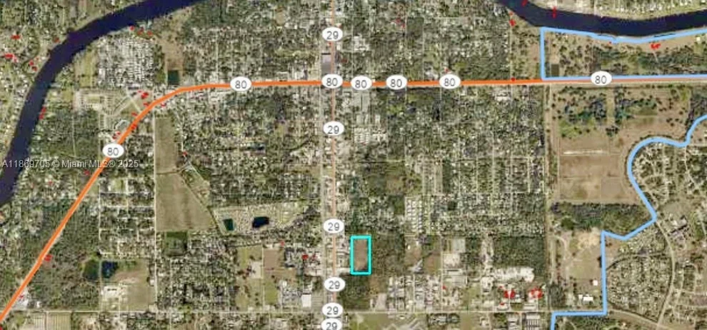Unit for sale at 155 E Lincoln, La Belle, FL 33935