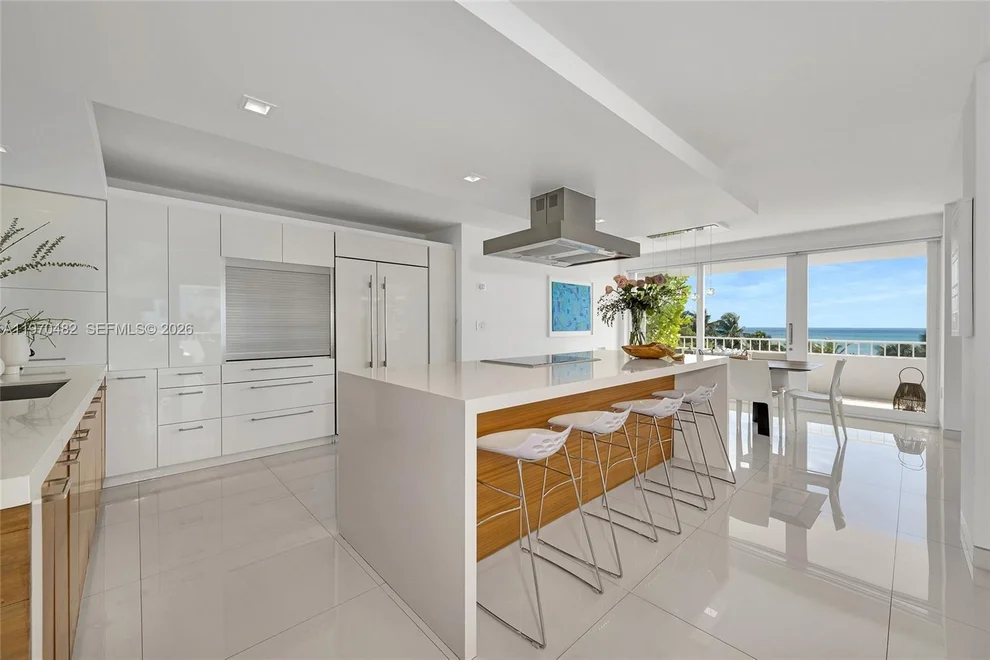 Unit for sale at 199 Ocean Lane Dr, Key Biscayne, FL 33149