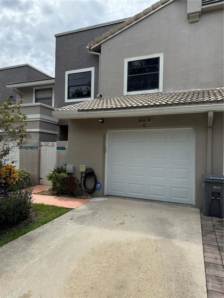 Unit for sale at 5225 Monterey Cir, Delray Beach, FL 33484