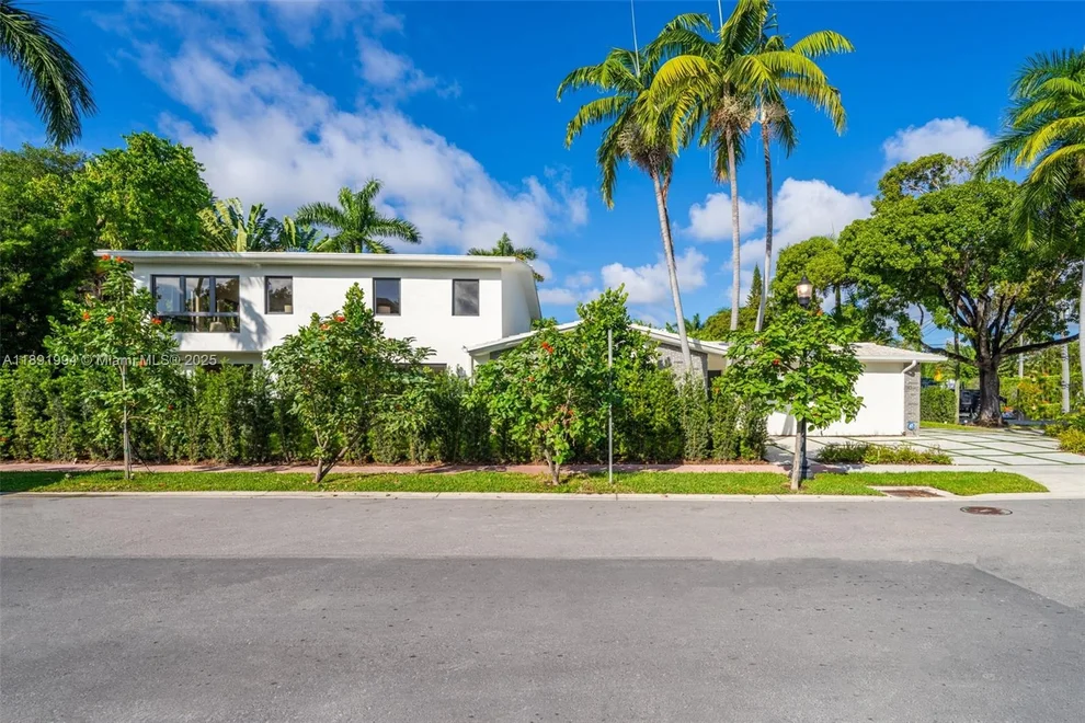Unit for sale at 222 E Rivo Alto Dr, Miami Beach, FL 33139