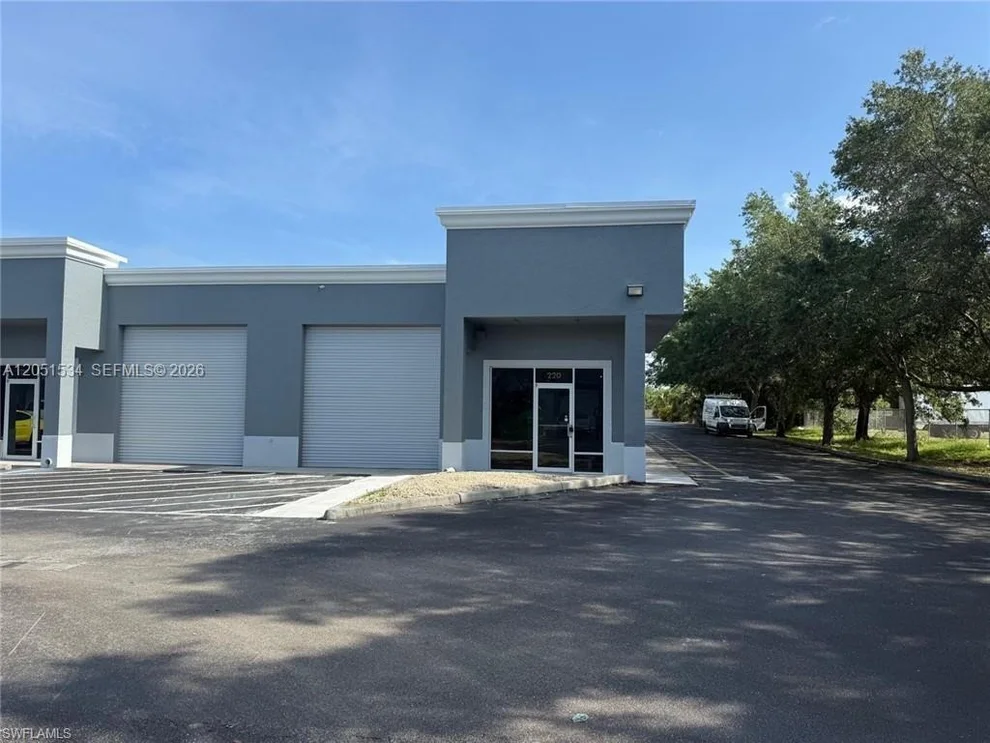 Unit for sale at 3894 Mannix Dr, Naples, FL 34114