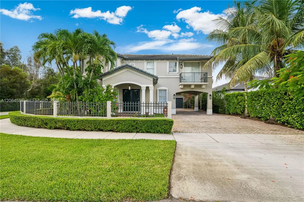 Unit for sale at 14900 SW 10th St, Miami, FL 33194