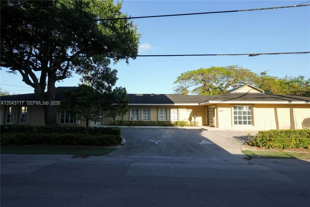 Unit for sale at 8125 SW 120th St, Pinecrest, FL 33156