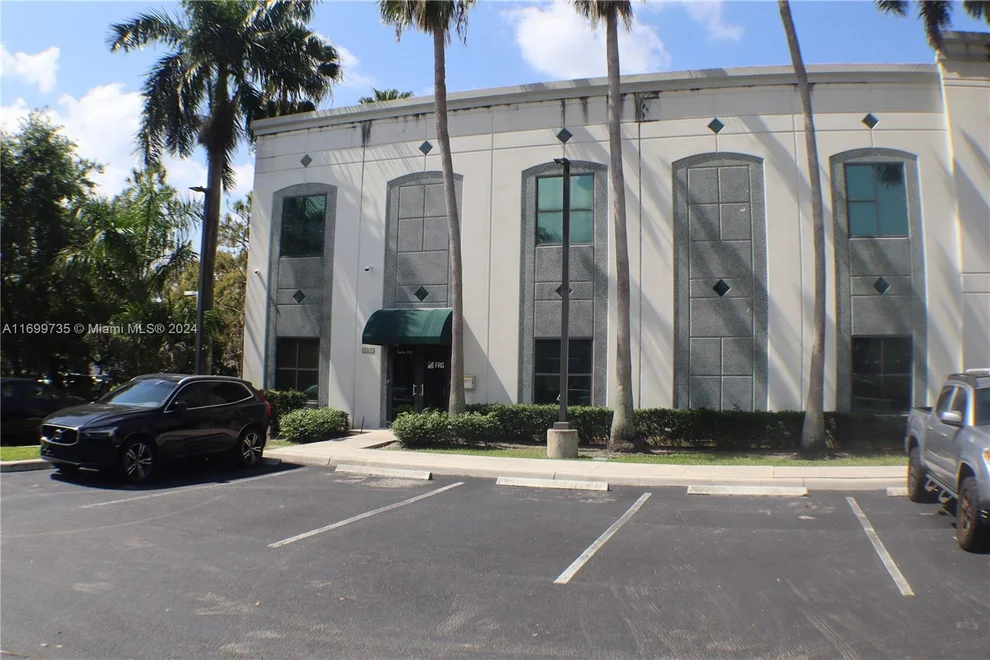 Unit for sale at 1351 Sawgrass Corporate Pkwy, Sunrise, FL 33323