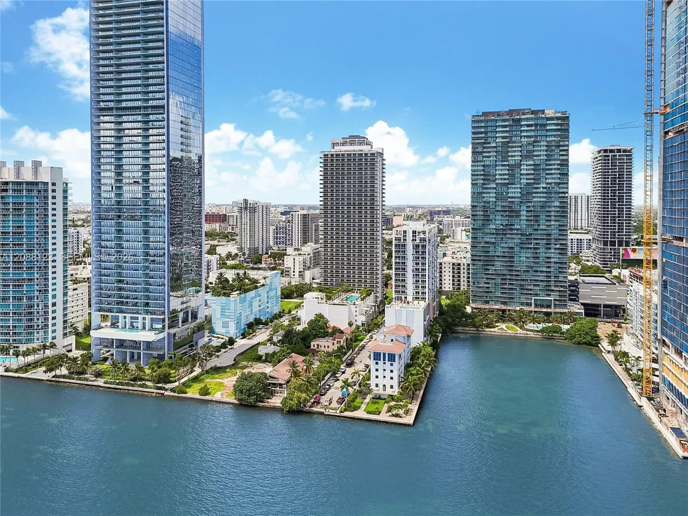 Unit for sale at 600 NE 27th St, Miami, FL 33137