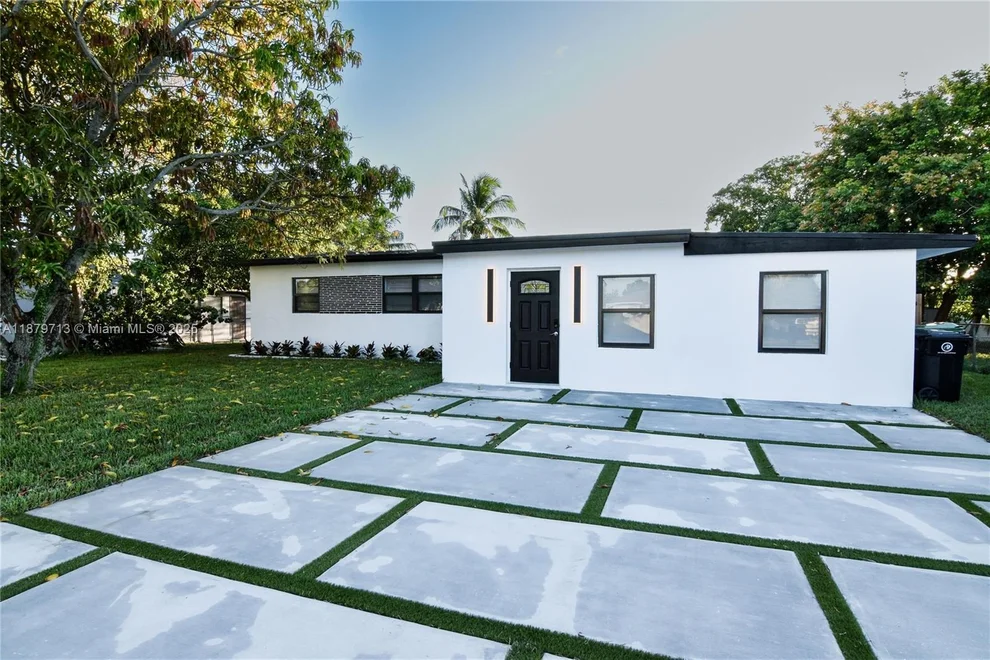 Unit for sale at 413 SW 22nd Ter, Fort Lauderdale, FL 33312