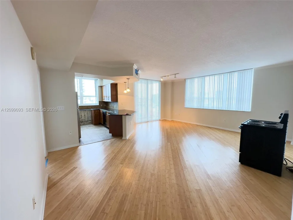 Unit for sale at 2000 N Bayshore Dr, Miami, FL 33137