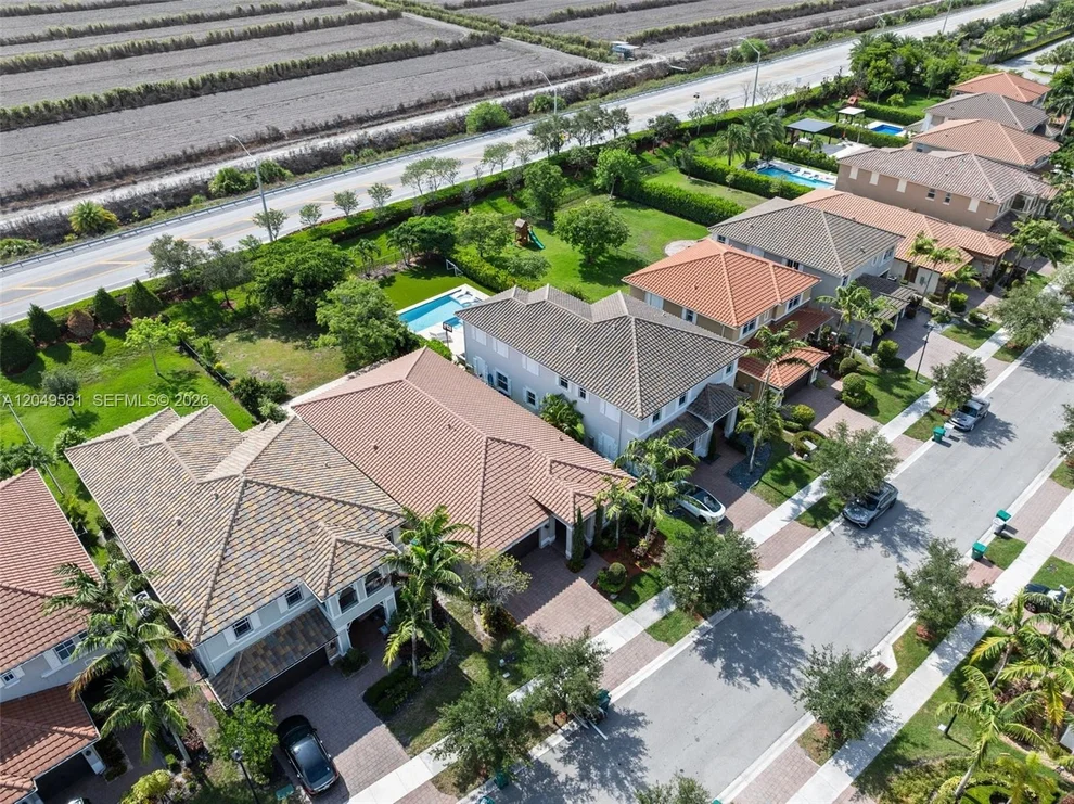 Unit for sale at 8530 Miralago Way, Parkland, FL 33076