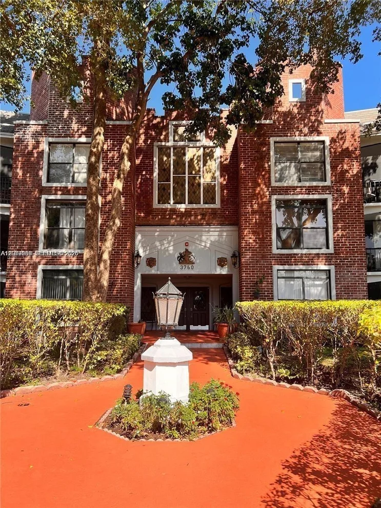 Unit for sale at 3760 Inverrary Dr, Lauderhill, FL 33319