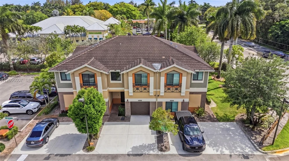 Unit for sale at 6320 S Station Sq, Davie, FL 33314