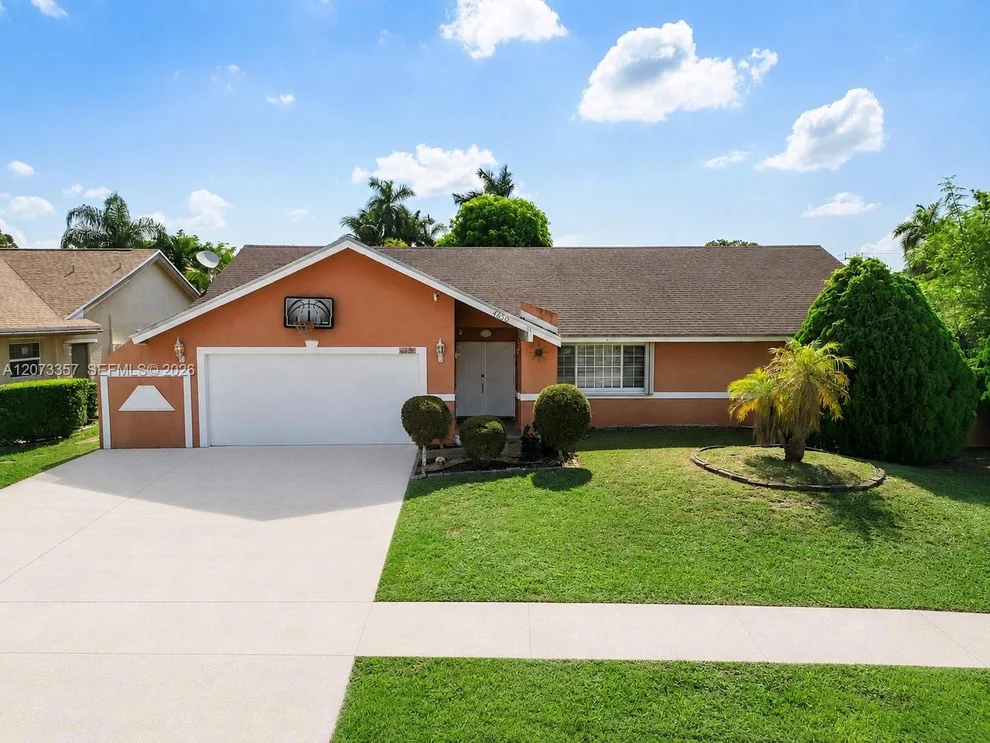 Unit for sale at 4450 NW 71st Ave, Lauderhill, FL 33319