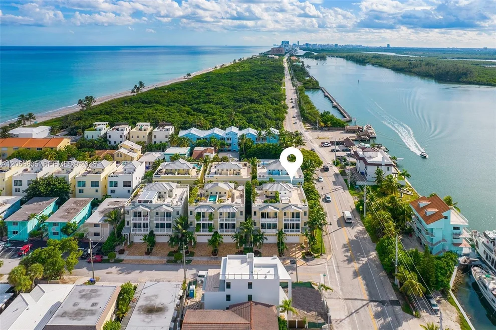 Unit for sale at 348 Elm St, Hollywood, FL 33019