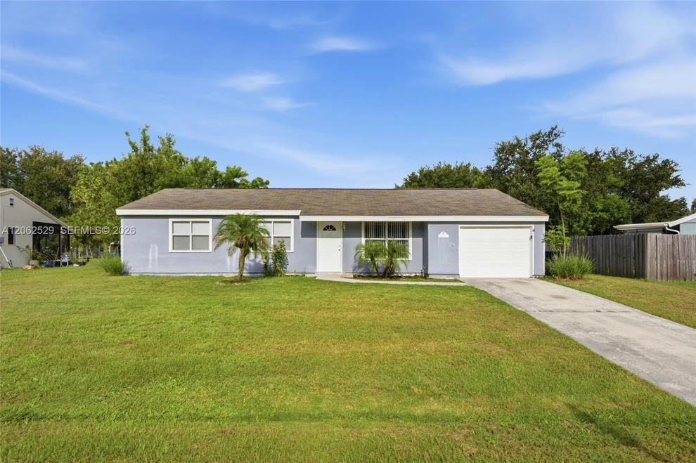 Unit for sale at 205 SW Kentwood Rd, Port St. Lucie, FL 34953