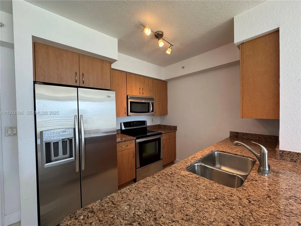 Unit for sale at 1830 Radius Dr, Hollywood, FL 33020
