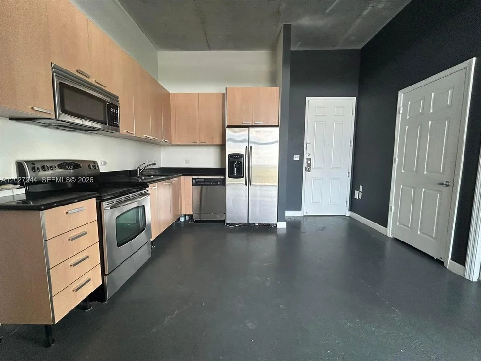 Unit for sale at 2100 Van Buren St, Hollywood, FL 33020