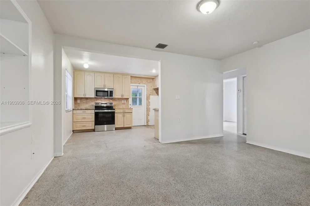 Unit for sale at 1213 NE 13th St, Fort Lauderdale, FL 33304