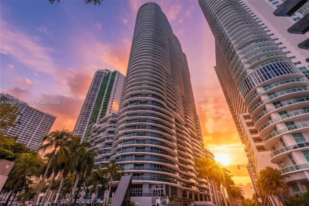 Unit for sale at 488 NE 18th St, Miami, FL 33132