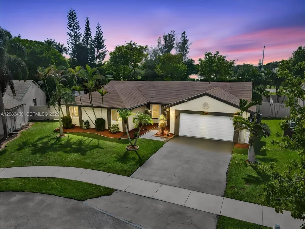 Unit for sale at 1361 White Stone Way, Davie, FL 33325