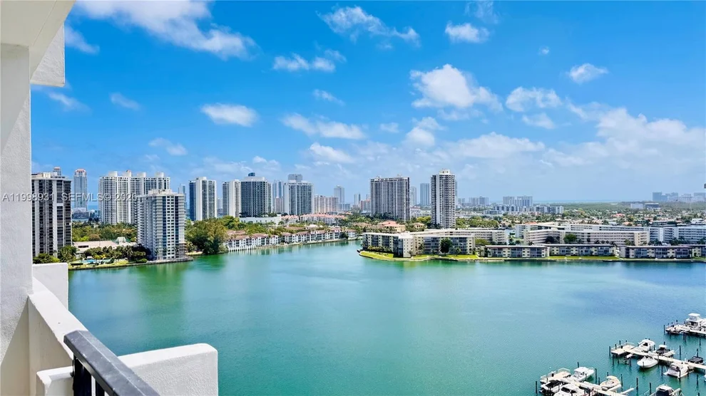 Unit for sale at 2780 NE 183rd St, Aventura, FL 33160