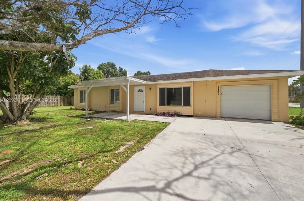 Unit for sale at 2299 SE Glover St, Port St. Lucie, FL 34984