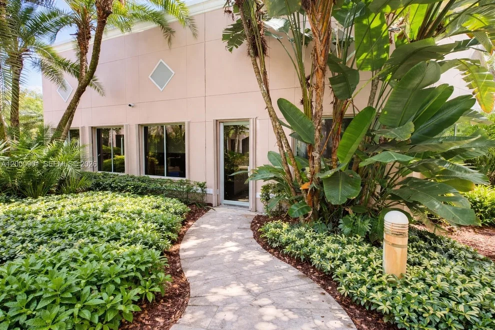 Unit for sale at 1545 N Park Dr, Weston, FL 33326