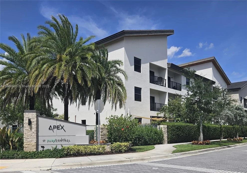 Unit for sale at 8175 NW 104th Ave, Doral, FL 33178